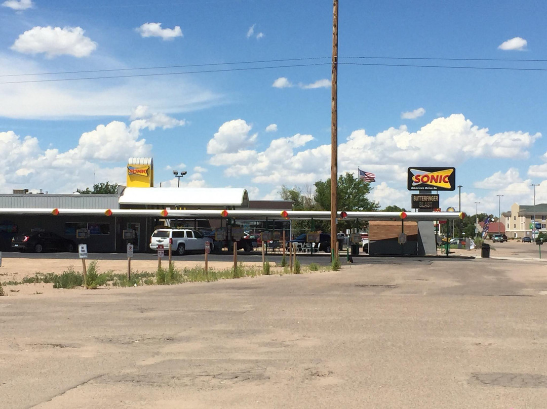 Eads餐馆和美食-Sonic Drive-In