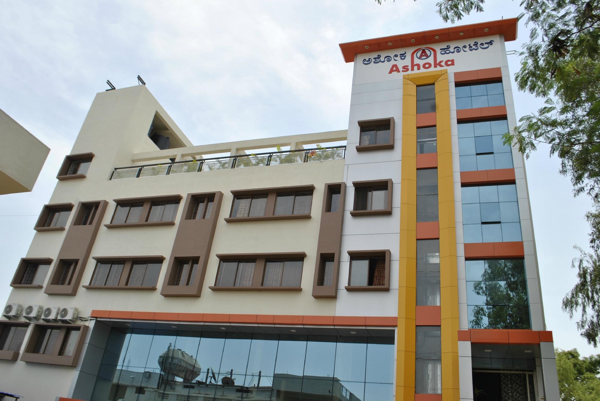 Iroomz Hotel Ashoka-官方