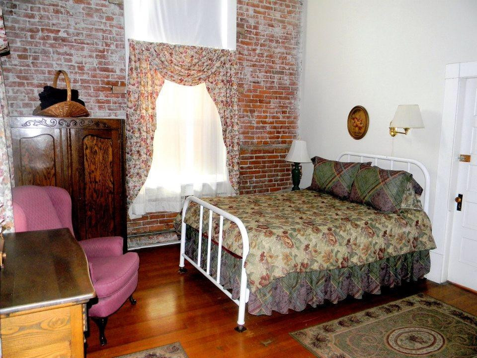 Working Girls Hotel主图