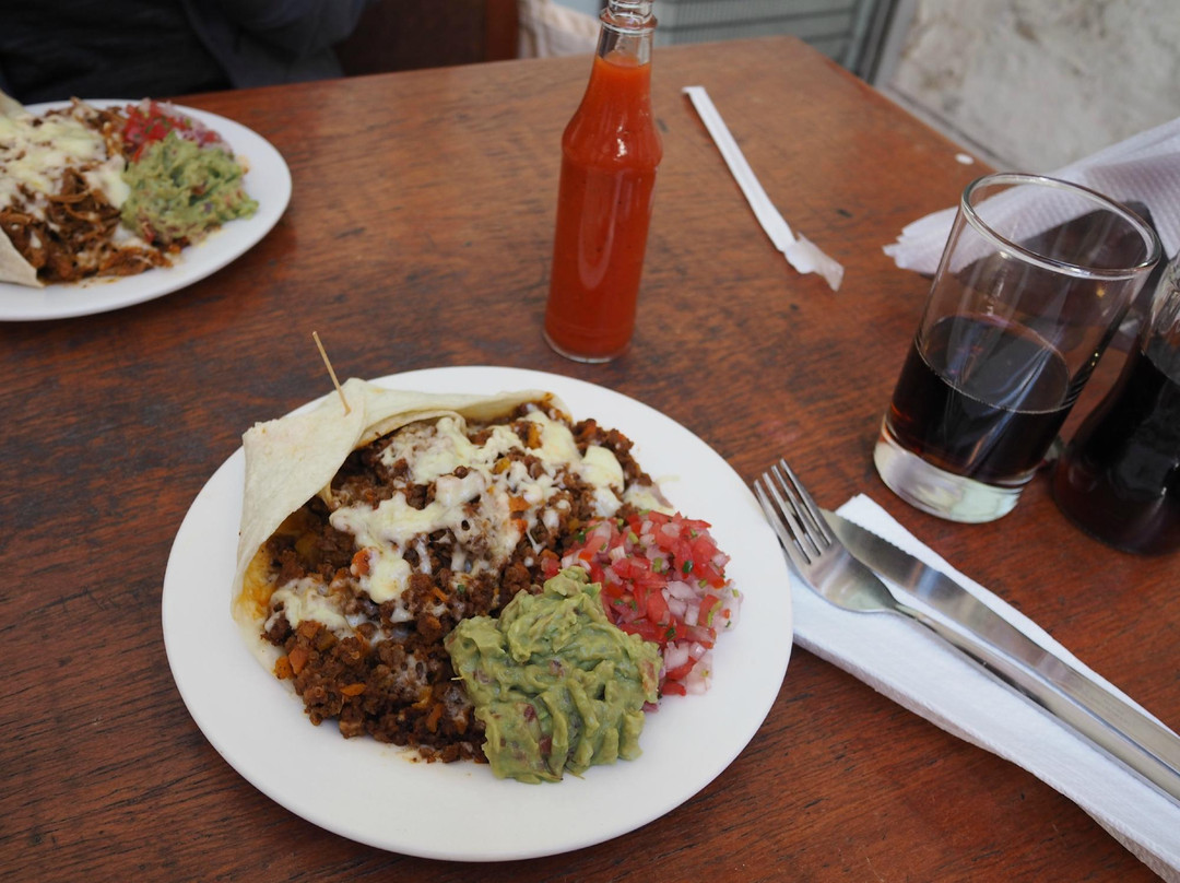 Alto Selva Alegre餐馆和美食-Tacos y Tequila