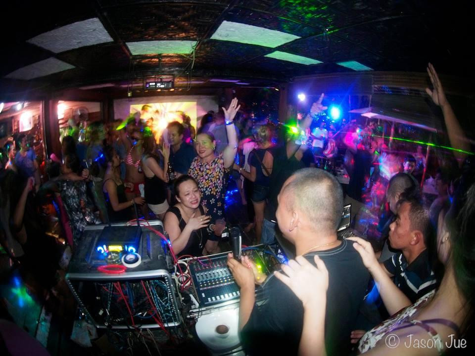 Pinarella Bay-邦劳岛必去景点