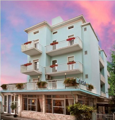 Hotel Enza