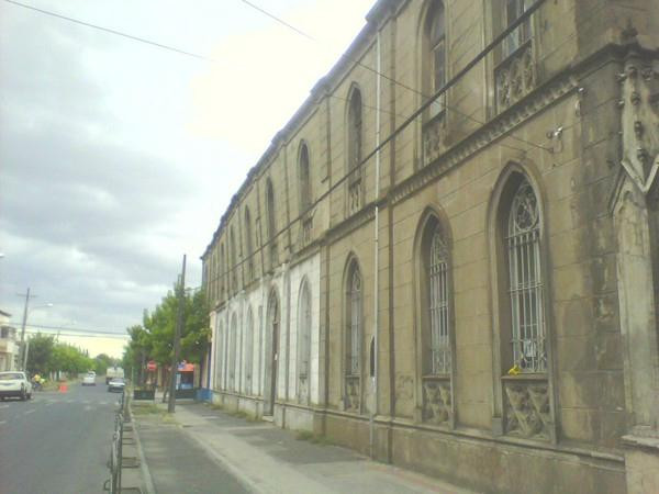 Iglesia y convento los Carmelitas(la Virgen del Carmén)-奇廉必去景点