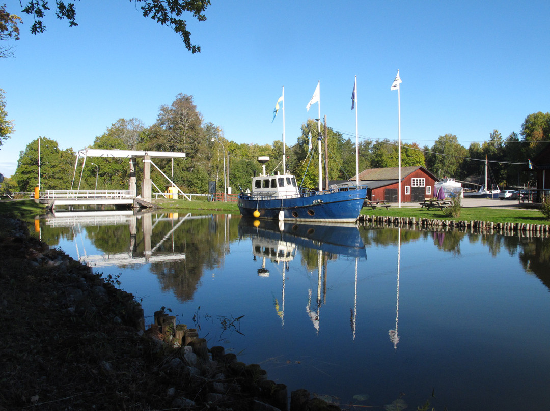 Arboga旅游景点-Hjälmare kanal