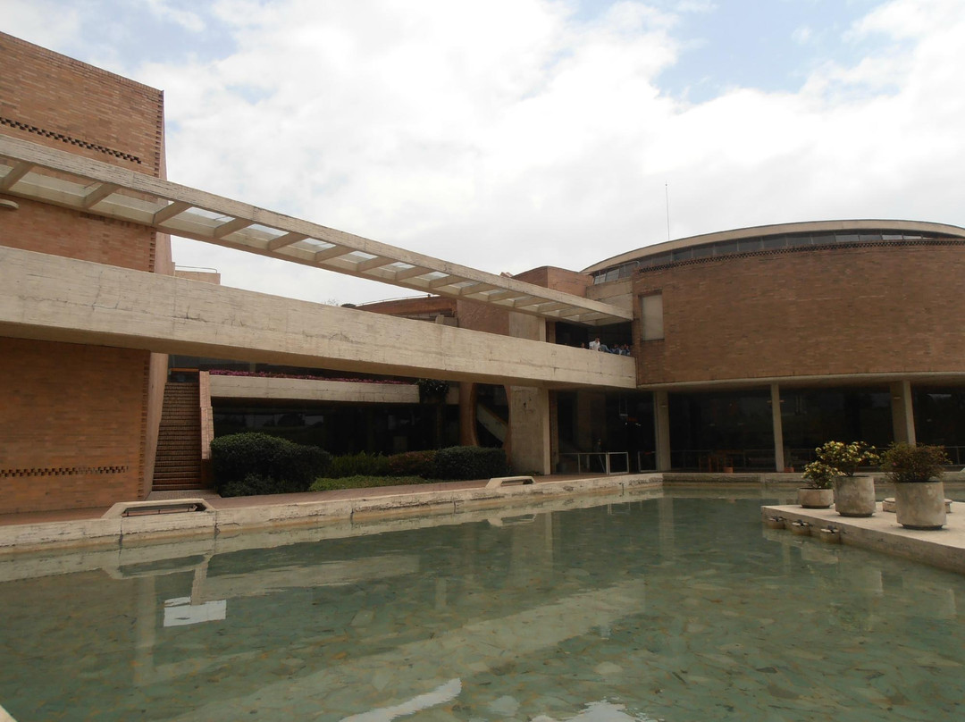 Biblioteca Virgilio-波哥大必去景点