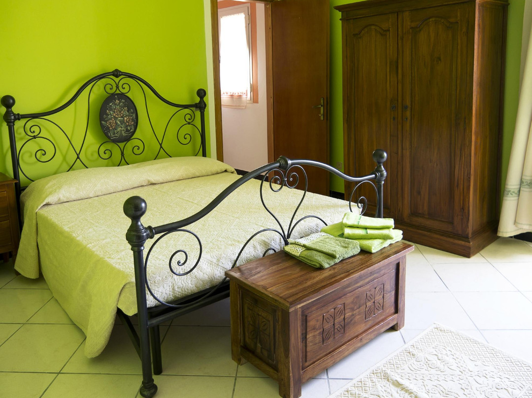 Canale Longu-oroe酒店住宿-B&B Guesthouse Nonna Nina