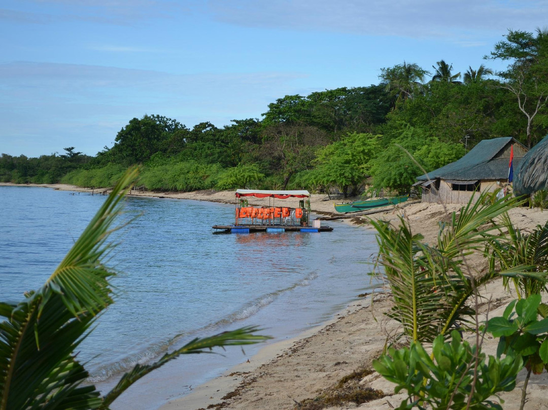 Palauig酒店住宿-Magalawa Island Armada Resort