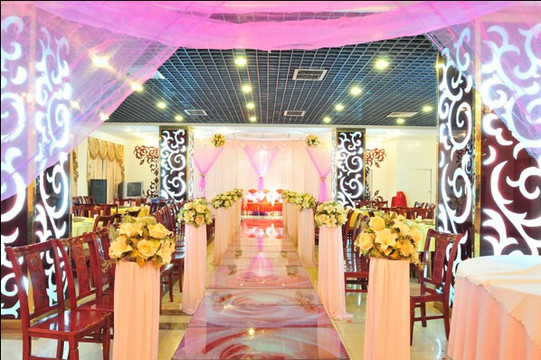 世纪花园酒店主图