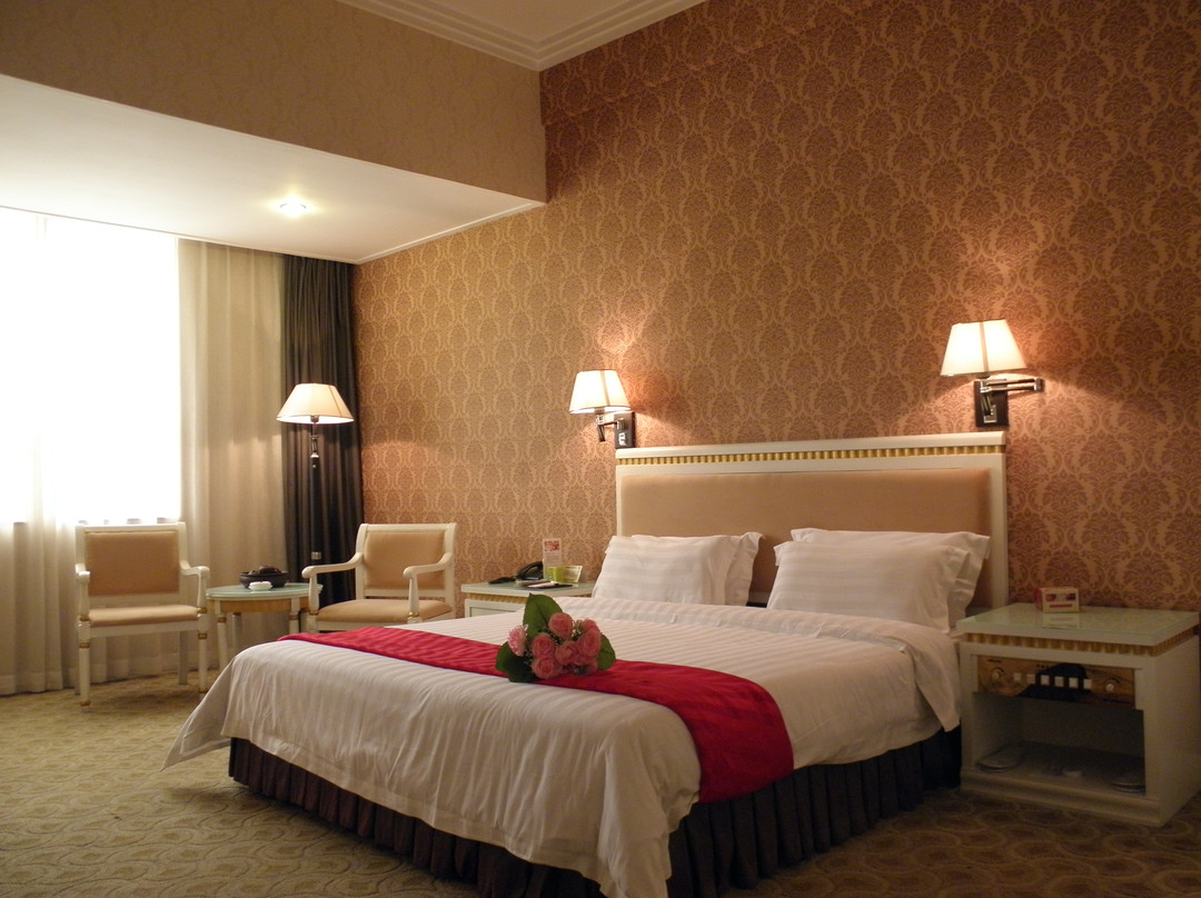 新梅园四季酒店主图