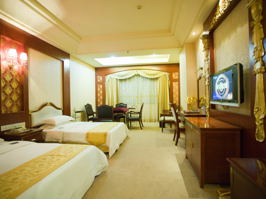 皇廷大酒店主图