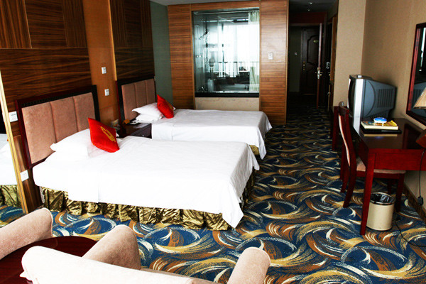 金色柠檬酒店主图