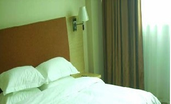 莫林酒店(长沙五一广场窑岭湘雅二医院地铁站店)主图