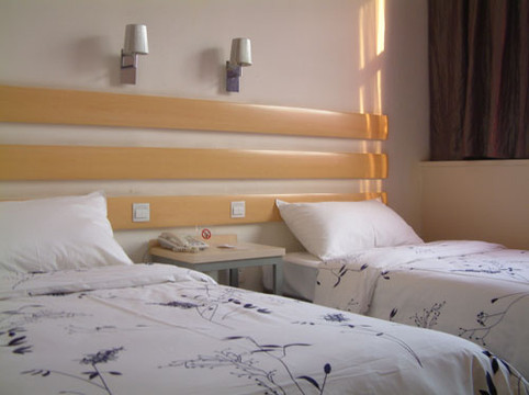 唐嘉快捷酒店主图