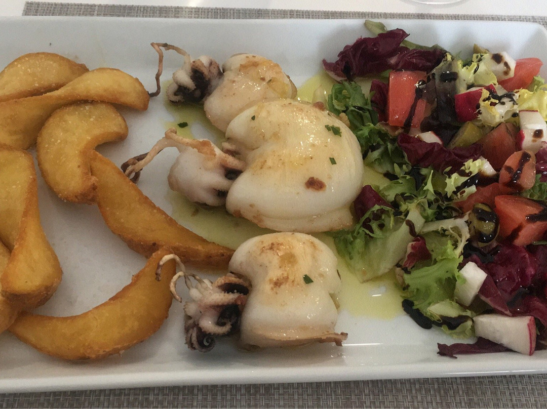 Bunuel餐馆和美食-El Rincon De Peri