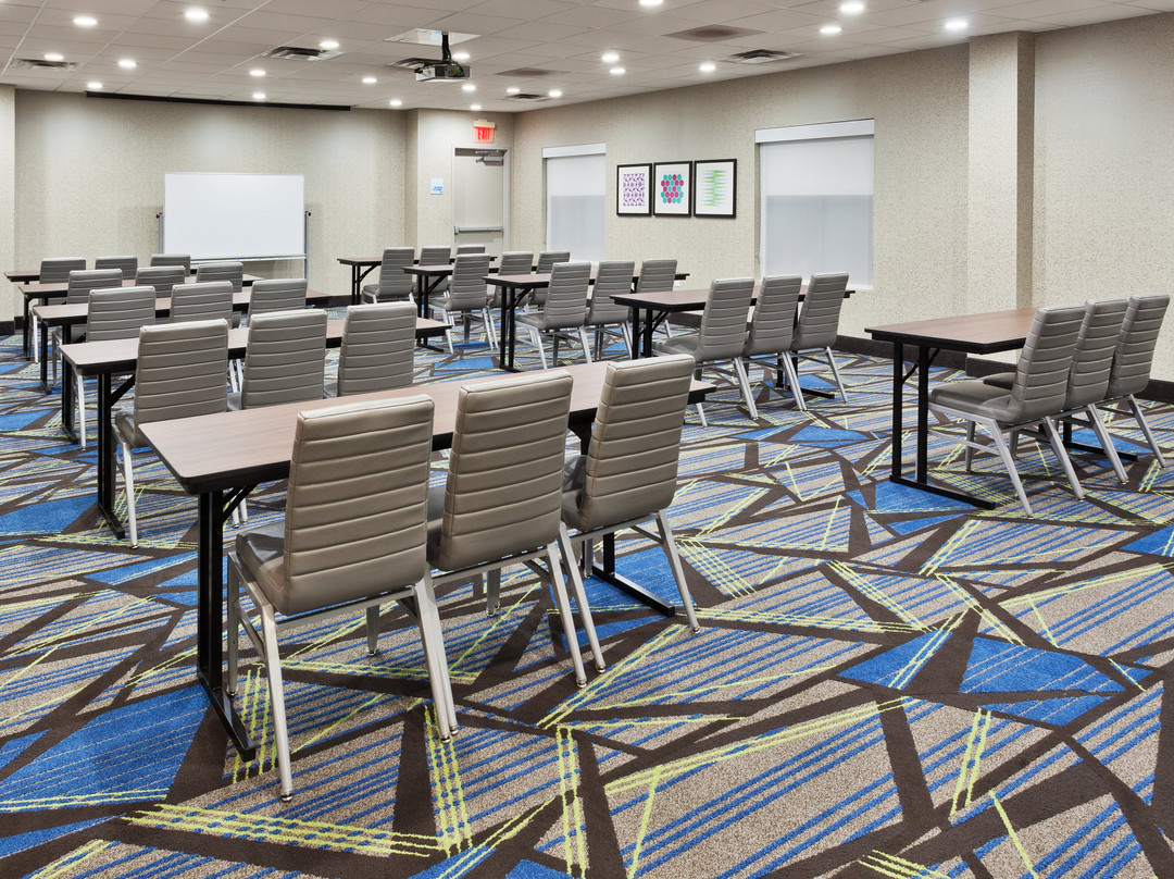 Holiday Inn Express & Suites Rome By IHG主图