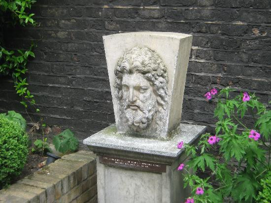 狄更斯故居博物馆-伦敦必去景点