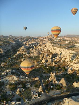 Cappadocia Voyager Balloons-格雷梅必去景点