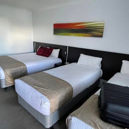 汤斯维尔美居酒店主图