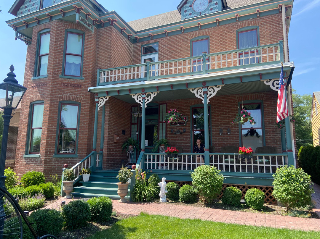 Boonville Luxury Lodging主图