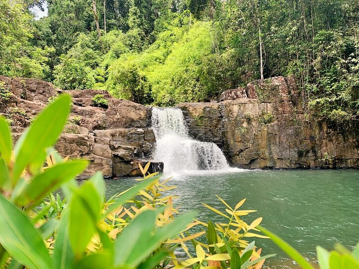 Khlong Yai Kee Waterfalls-阁骨岛必去景点