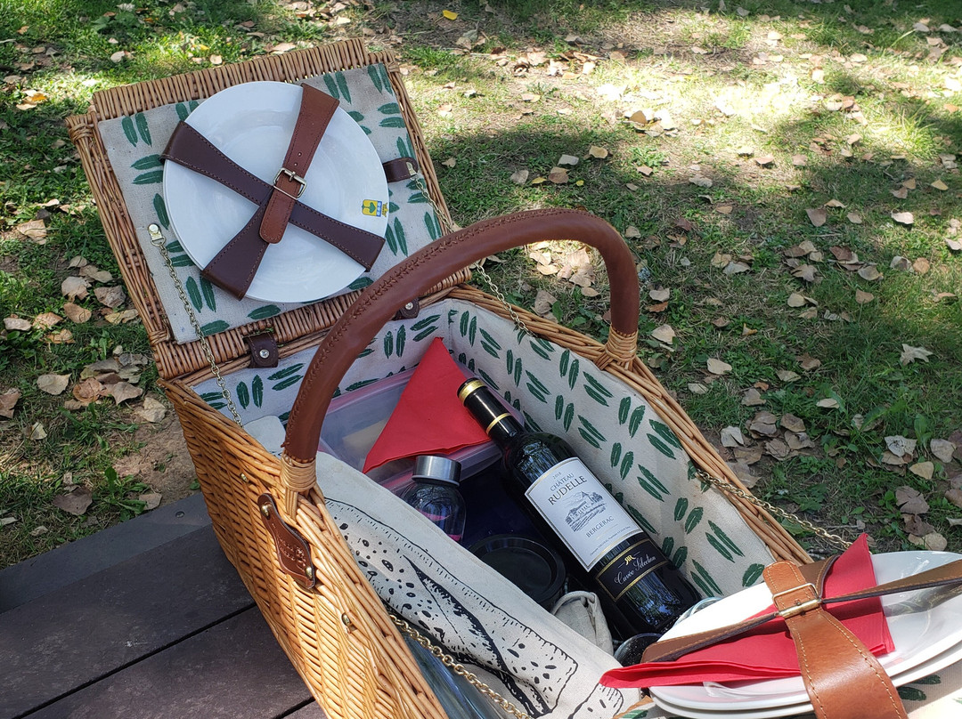 Ô Délices De La Monnerie主图