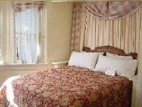 青岛丽晶大酒店主图