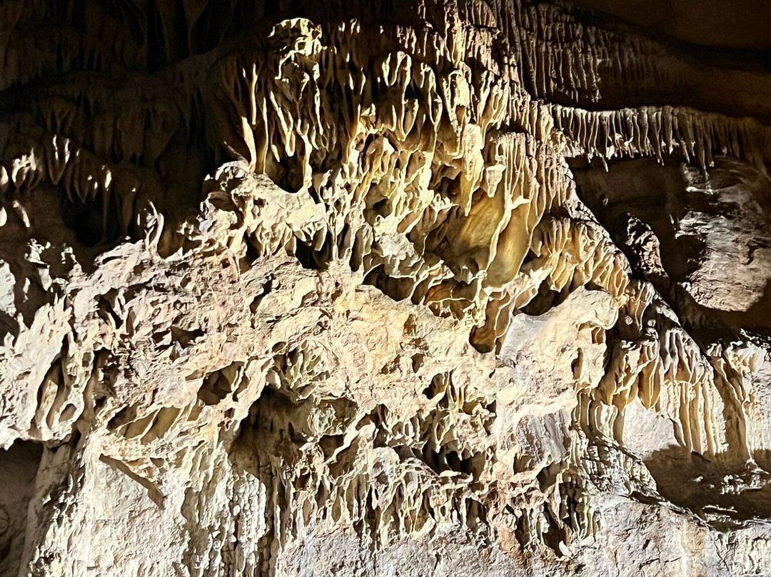 Grotte de la Glacière-Chaux-les-Passavant必去景点