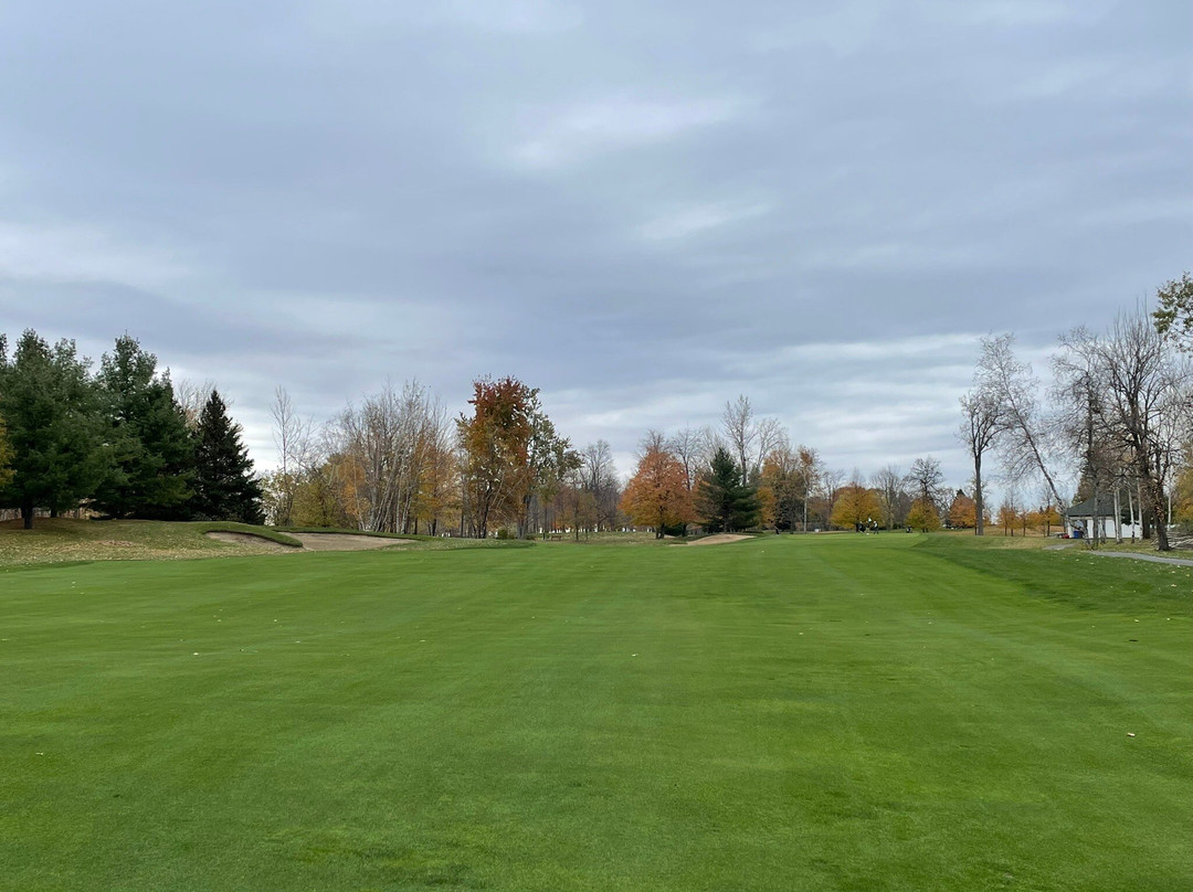 Atlantide Golf Club-Notre-Dame-de-l'Ile-Perrot必去景点