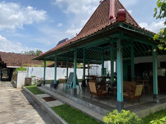 Chici Tour and Travel