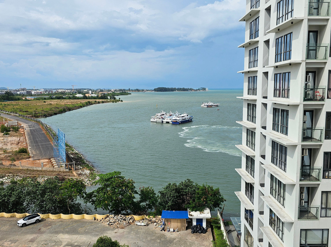 哈里斯酒店巴淡岛中心主图