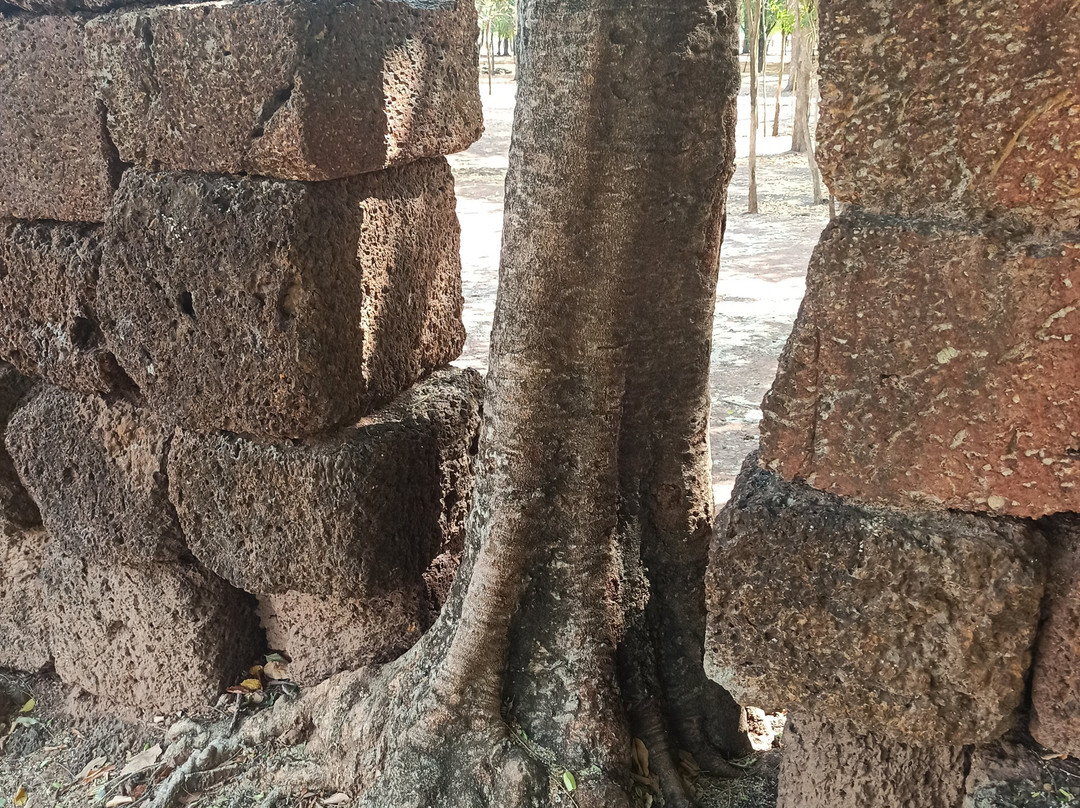 Prasat Sdok Kok Thom-柯颂必去景点