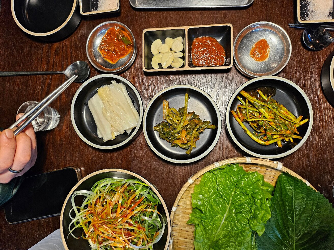 돌담흑돼지 연동점