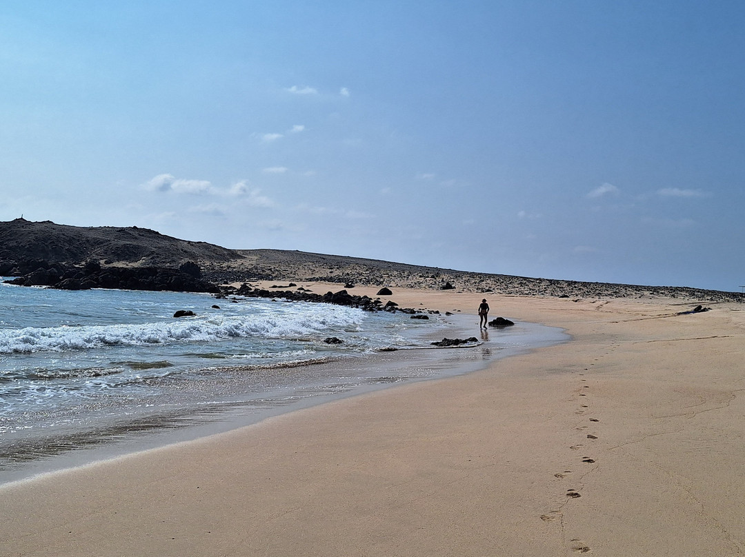Bu Rasas Beach景点图片