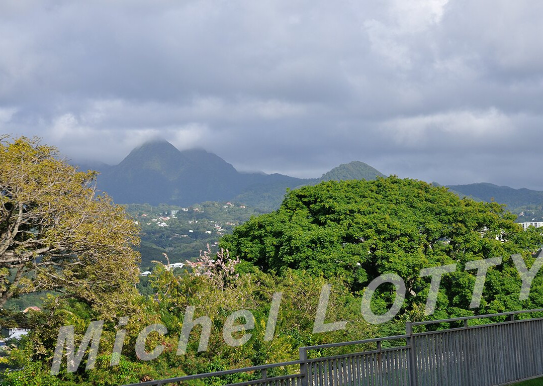 Pitons du Carbet-Arrondissement of Saint-Pierre必去景点