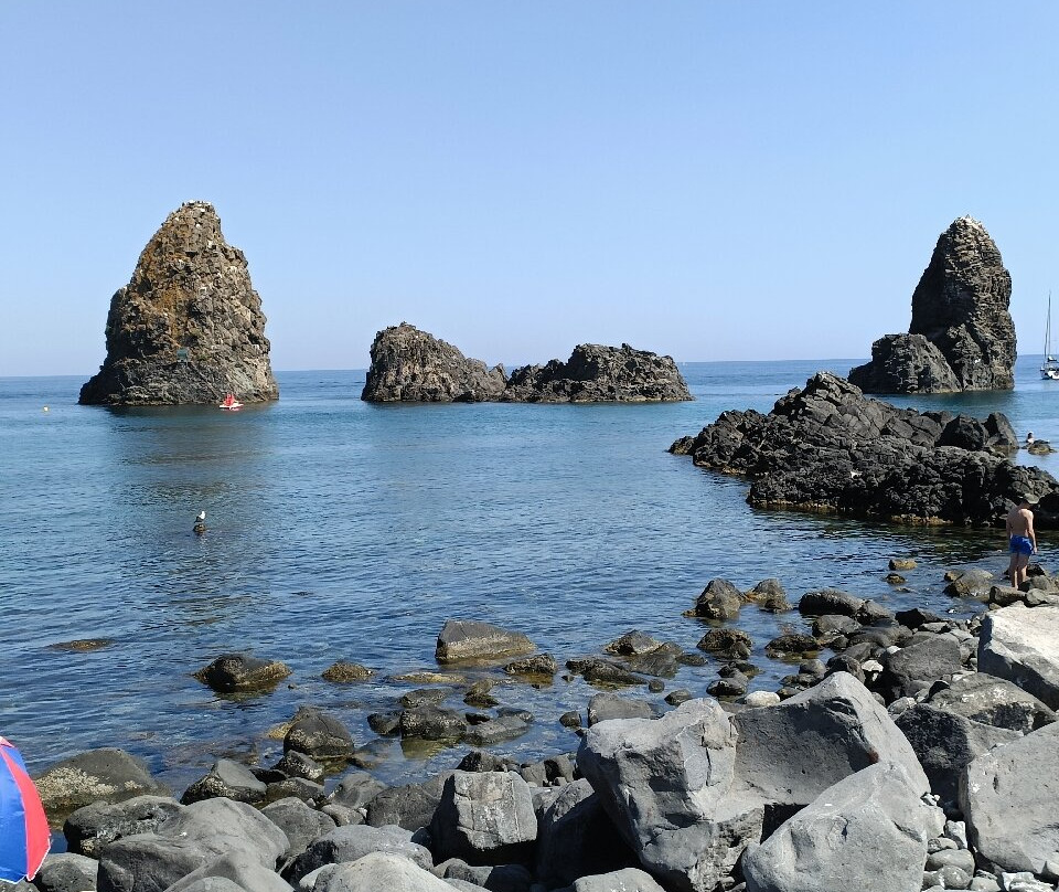 I Faraglioni Di Aci Trezza景点图片