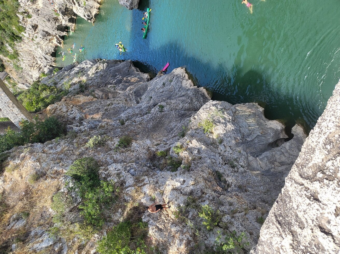 le Pont du Diable  Aniane-Aniane必去景点
