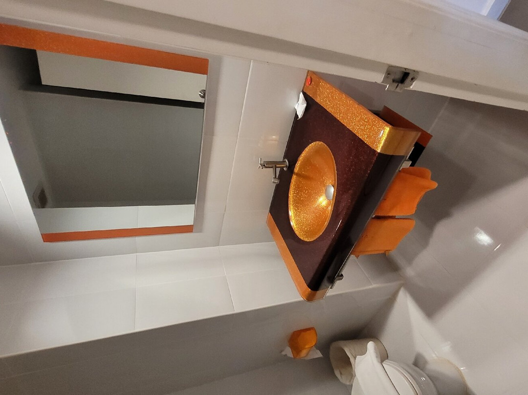 The Original Orange Hotel主图
