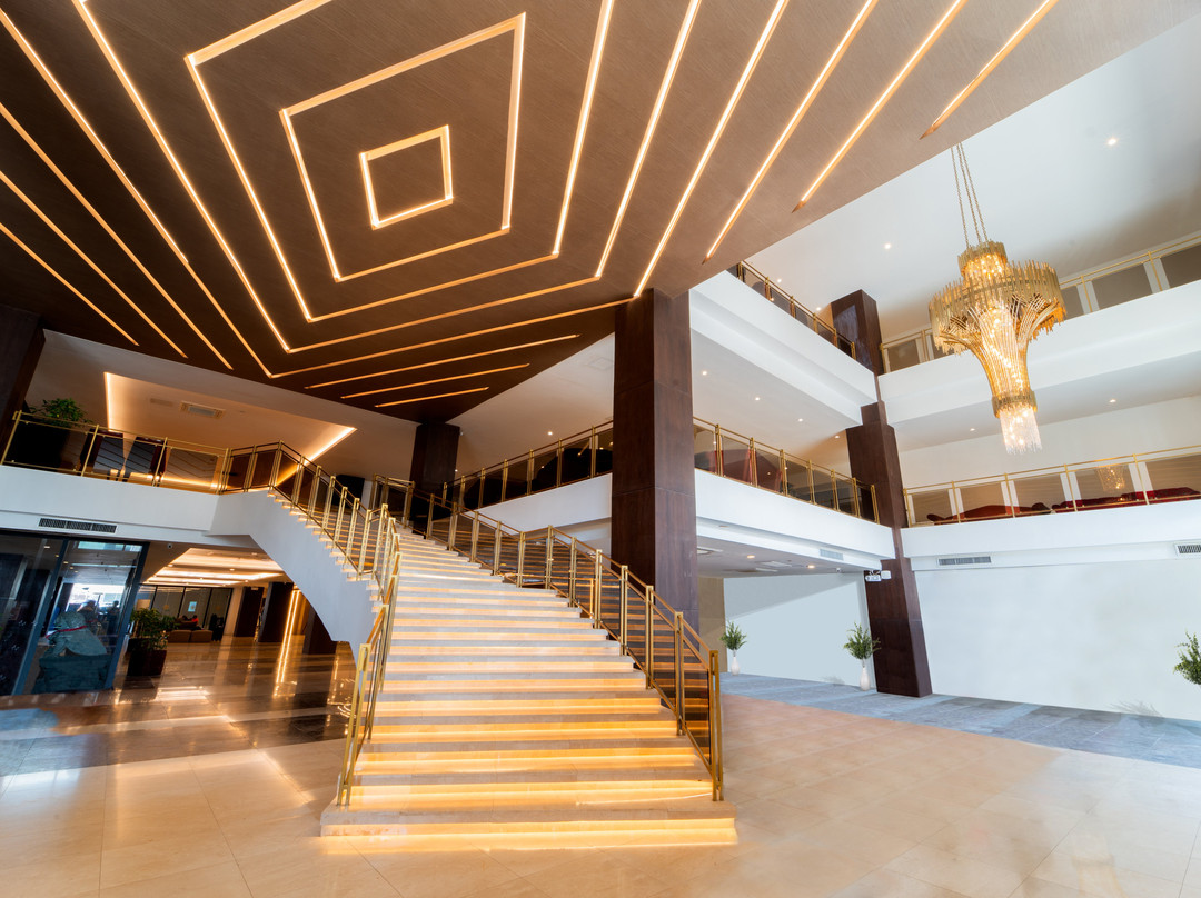 塔比拉兰酒店住宿-地铁中心酒店及会议中心