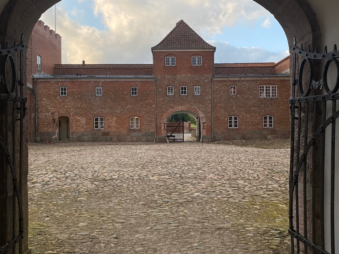 Broholm Castle-古默必去景点
