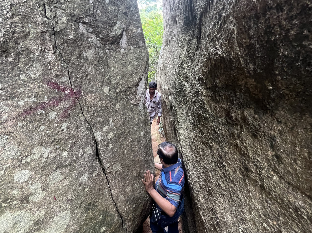 Antharagange Caves-null必去景点