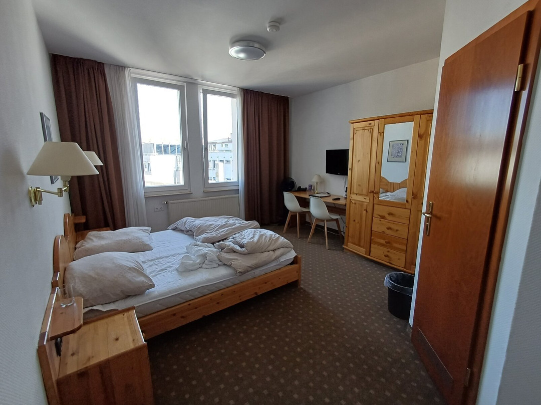 豪斯特格潘森酒店主图