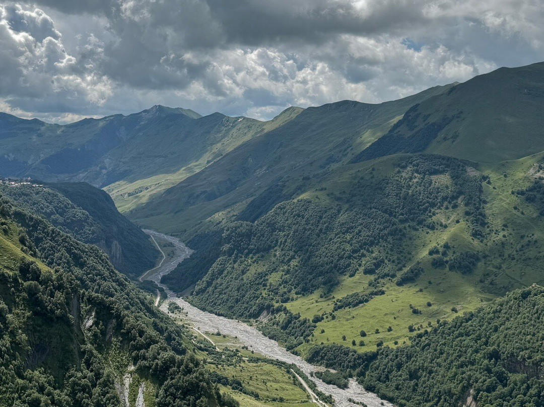 Paragliding.Georgia-古道里必去景点