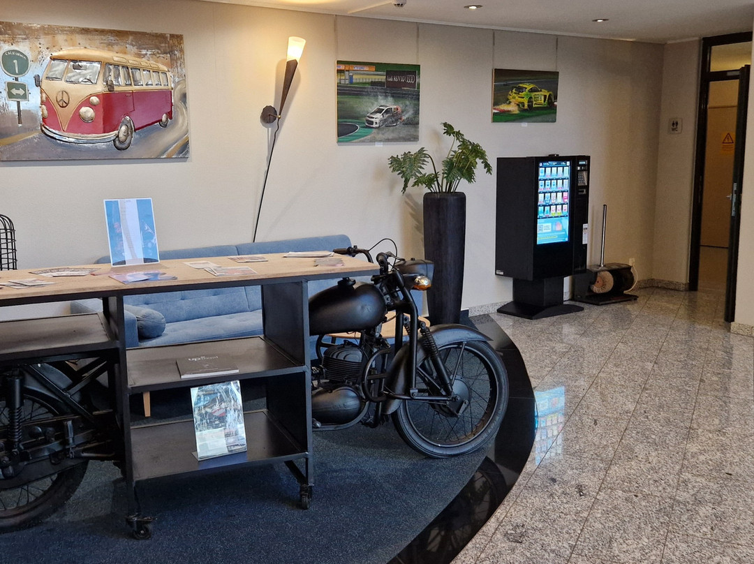 Hotel Motorsport Arena主图