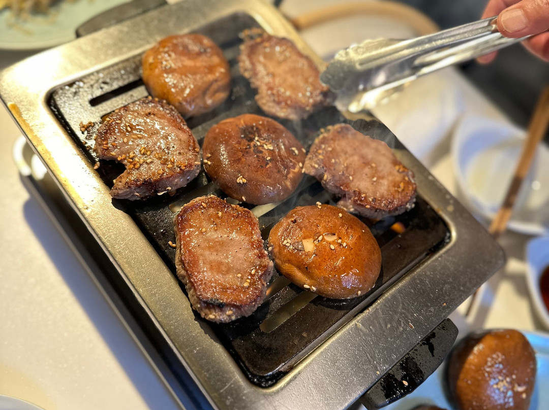 焼肉 凛 本店