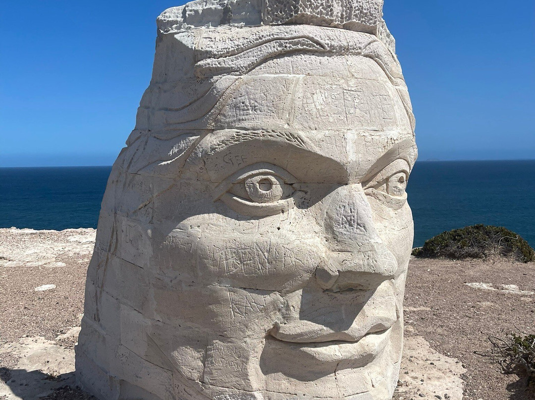 Clifftop Drive Sculpture-Elliston必去景点