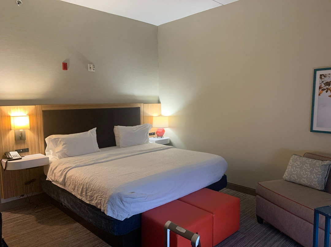 Hampton Inn Forsyth主图