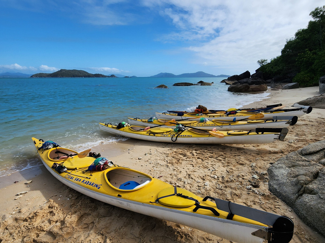 Coral Sea Kayaking景点图片