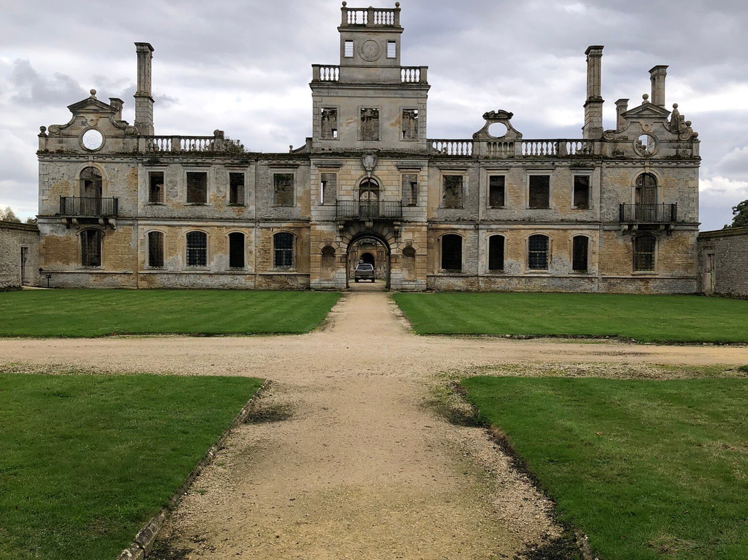 Kirby Hall-科比必去景点