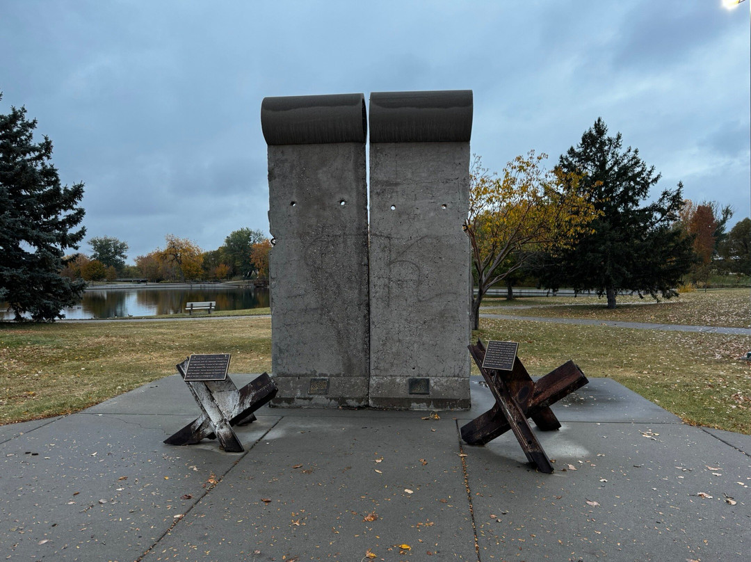 Berlin Wall Exhibit-拉皮德城必去景点