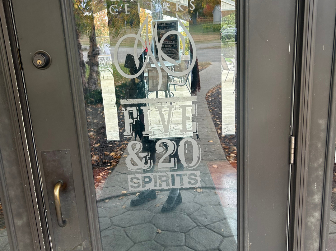 Five & 20 Spirits & Brewing-Westfield必去景点